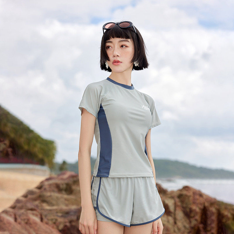 泳衣微胖女孩分体式游泳衣学生中性风大码2024新款游泳馆专用新款