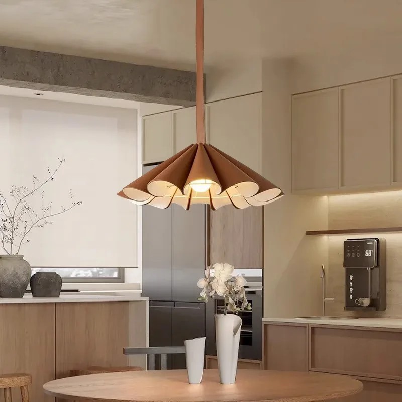 美拉德色皮革卷花餐厅吊灯 中古酒店售楼部灯设计师艺术卧室吊灯