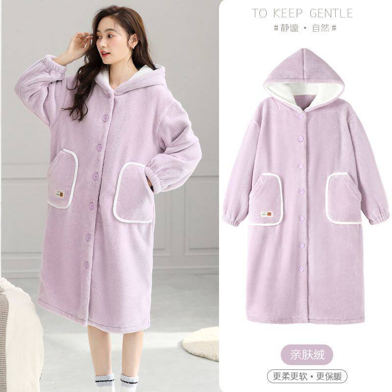 法兰绒睡袍女秋冬季加厚加绒可爱睡衣加大码连帽中长款保暖浴袍