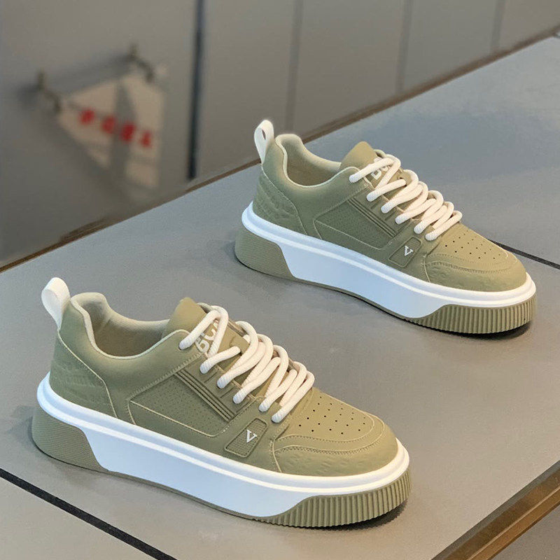 男鞋2026春季新时尚容易匹配软底低帮运动鞋皮革穿孔透气流行休闲,户外/登山/野营/旅行用品,户外休闲鞋,淘宝优惠券,粉丝福利购,淘宝优惠卷