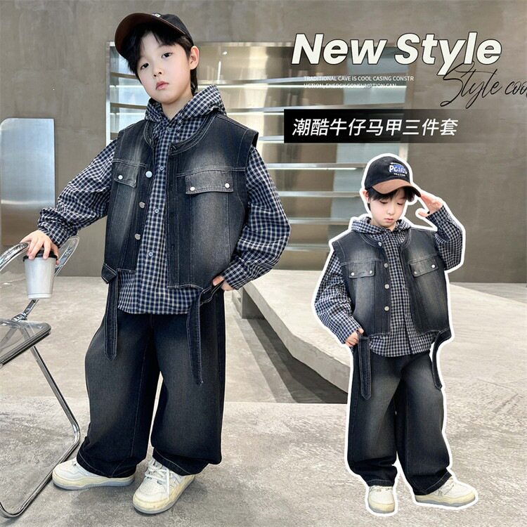 韩版男童牛仔马甲三件套春秋帅气休闲潮酷儿童套装中大童上衣裤子