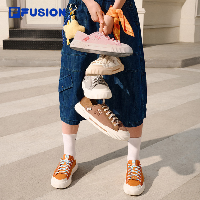 Emoji系列丨FILA FUSION斐乐情侣帆布鞋一脚蹬202