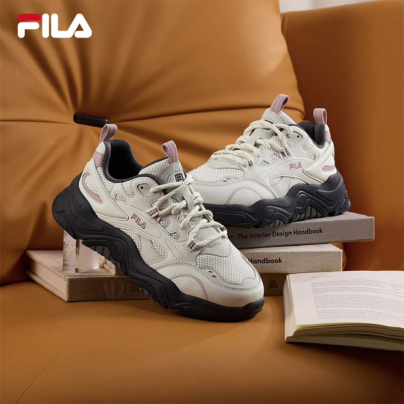 FILA斐乐女子复古运动鞋
