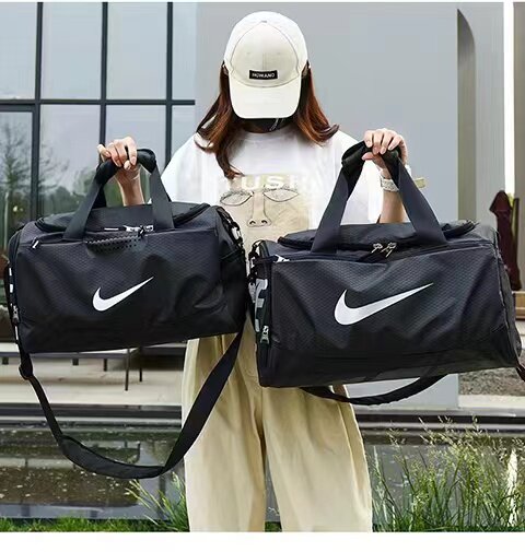 헬스가방 트레이닝수영가방 남녀 스포츠가방 대용량 건식 습식분리 휴대용 어깨크로스백 여행가방