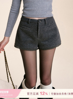 Kroche  Geek chic 羊毛毛呢 定染蕾丝花边拼接 A字休闲短裤