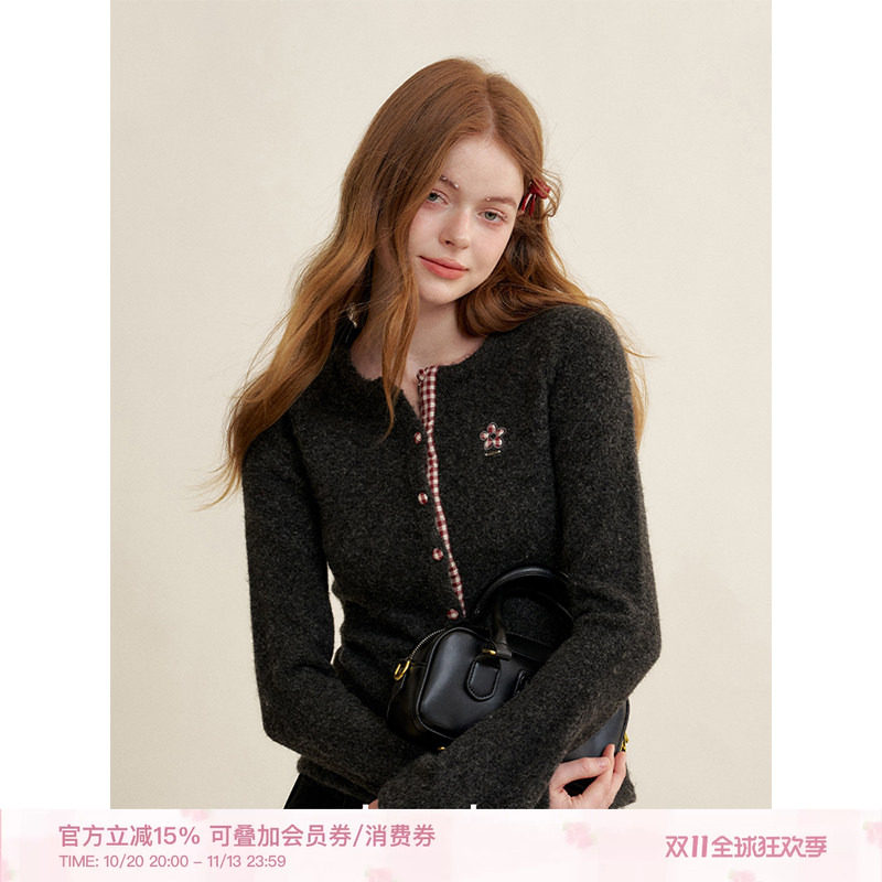 张小婉同款 Kroche 羊毛混纺 拼接格纹修身圆领针织开衫上衣