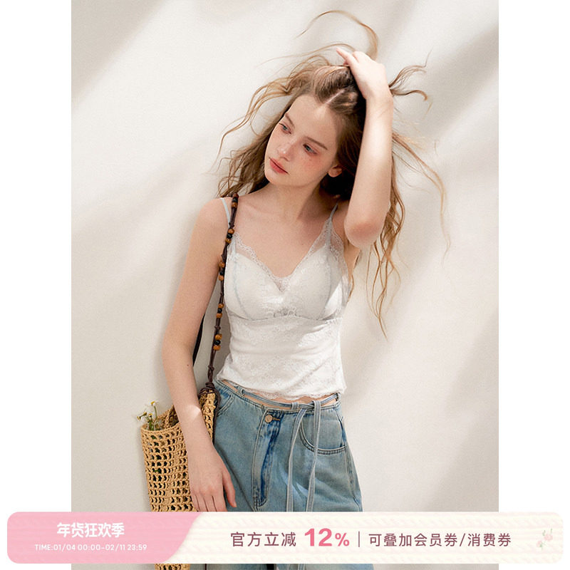 Kroche  浪漫蕾丝 一体杯设计 五瓣花蕾丝修身V领吊带上衣,女装/女士精品,背心吊带,淘宝优惠券,粉丝福利购,淘宝优惠卷