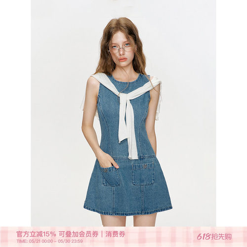 A字连衣裙法式牛仔分割线设计