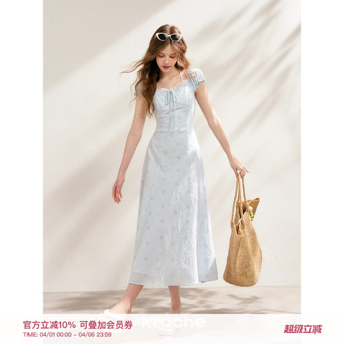 全棉五瓣花刺绣短袖收腰连衣裙