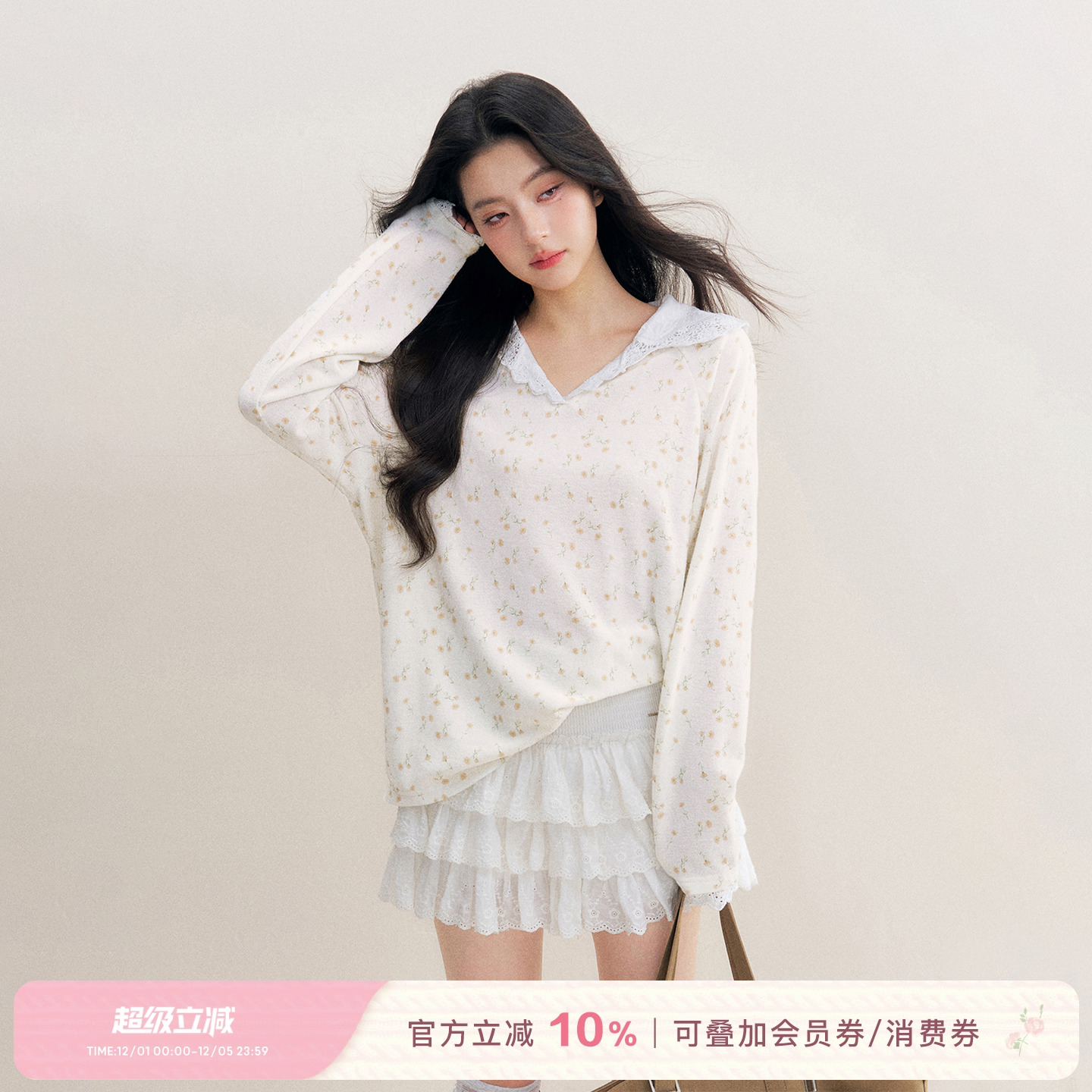 雏菊印花蕾丝花边帽针织长袖T恤