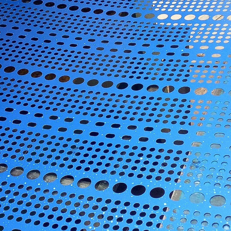 不锈钢冲孔板 菱形铁板网 多孔装饰网筛施工围挡洞洞板镀锌防尘板