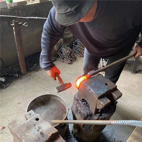 手工铸造螺纹钢木工拆模小撬棍特种钢扁头钢筋撬杠长撬棒木模翘棍