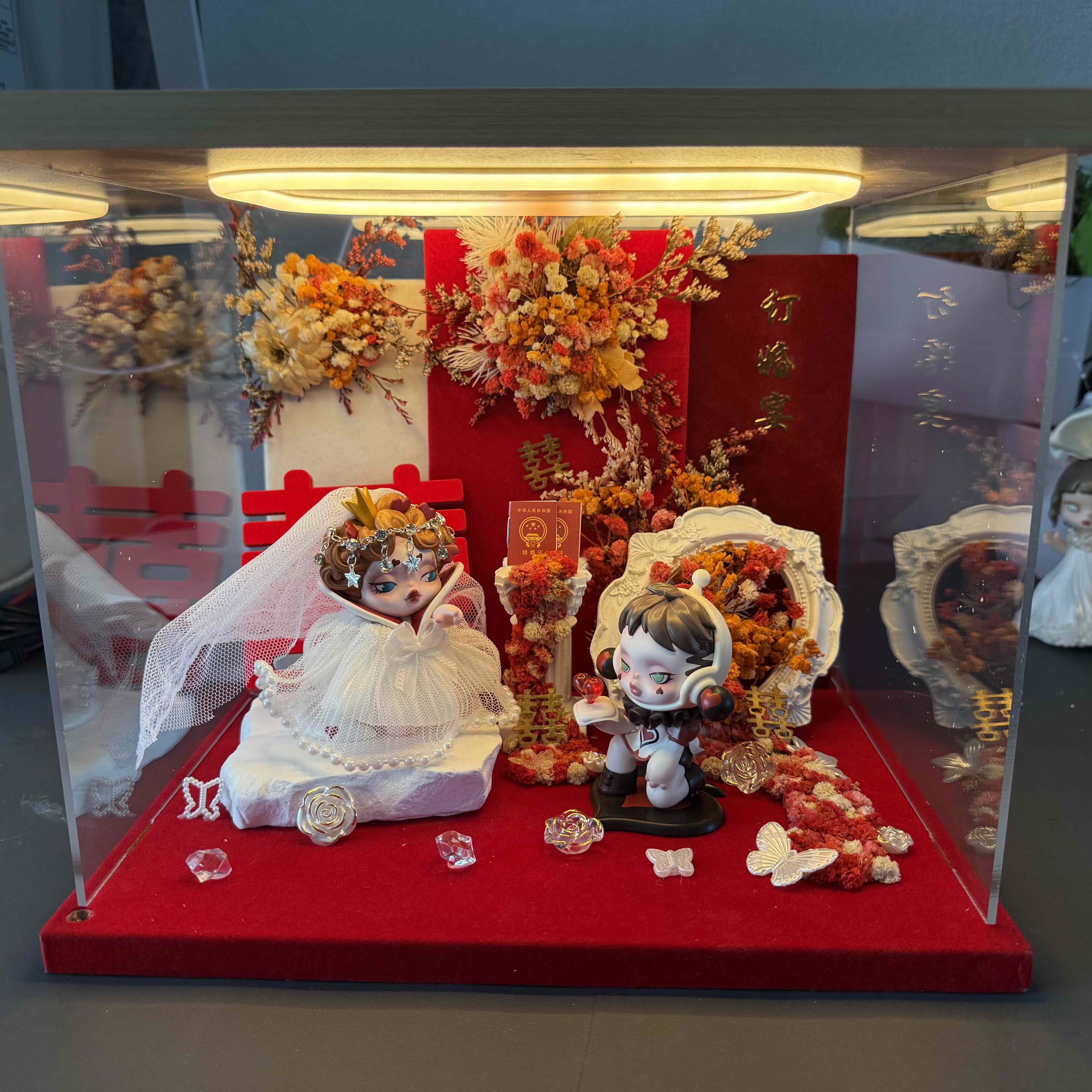 正品泡泡玛特造景结婚礼物订婚礼物    坏脾气的你和外表冷漠的你