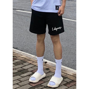 简约速干宽松情侣潮牌休闲 不过膝美式 篮球纯棉运动三分短裤 男夏季
