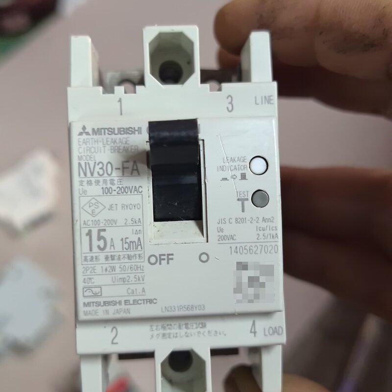 议价MITSUBISHI断路器NF30-FAU 2NF30-FAU 3NF30-FAU 4