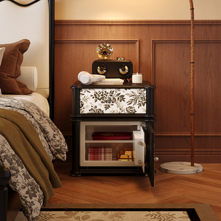 法式复古床头柜保险柜一体2025新款轻奢高级感实木烤漆带锁床边柜