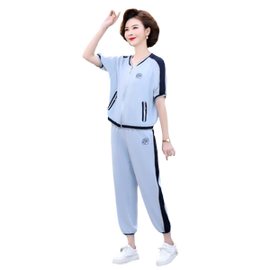 中年妈妈夏装运动套装2024新款短袖T恤上衣中老年女休闲两件套薄