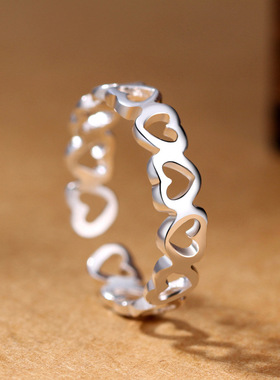 款式新颖戒指品牌见详情