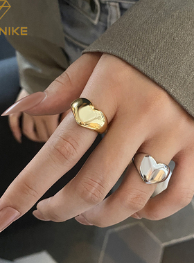 2023 New Silver Color  Trend Creative New Love Heart Shaped