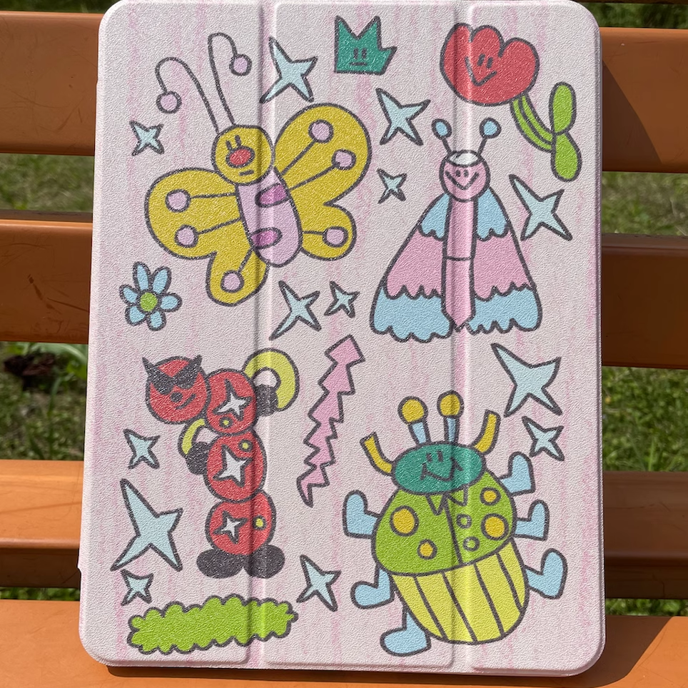 PlayBluee原创粉色昆虫记三折ipadpro平板11适用苹果保护壳笔槽款,个性定制/设计服务/DIY,平板电脑壳/保护套定制,淘宝优惠券,粉丝福利购,淘宝优惠卷