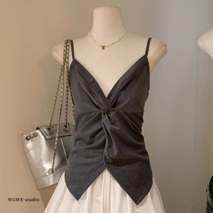 上衣 极简风高级感V领扭结条纹吊带背心女夏外穿纯欲辣妹穿搭无袖