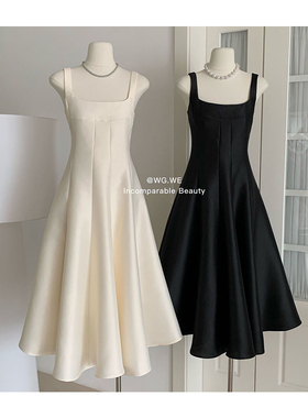 2025秋冬收腰温柔缎面光泽感收腰气质吊带连衣裙年会礼服赫本裙子