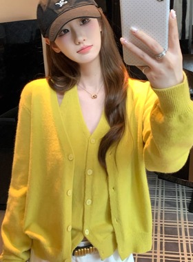 巨好看韩系上衣韩系黄色吊带针织背心+叠穿毛衣两件套女秋冬穿搭