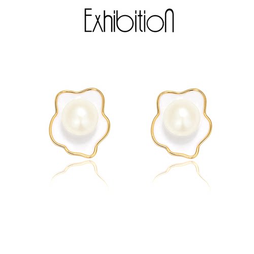 EXHIBITION览物馆淡水珍珠耳钉