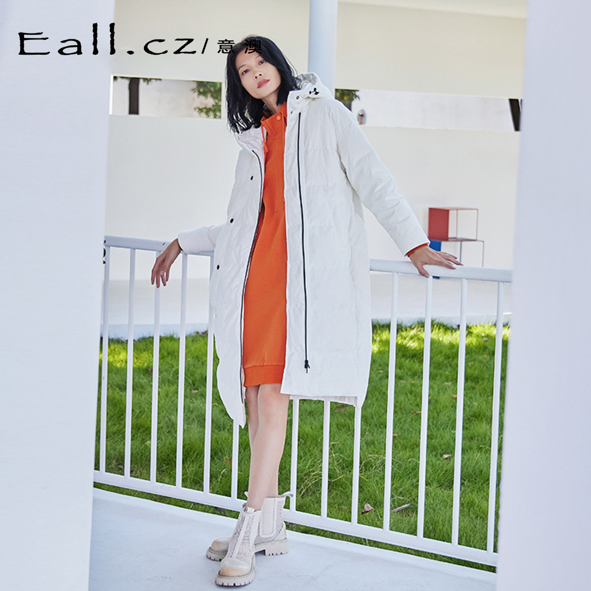 意澳加厚白鸭绒羽绒服冬装新款女中长款白鸭绒口袋连帽开衫外套