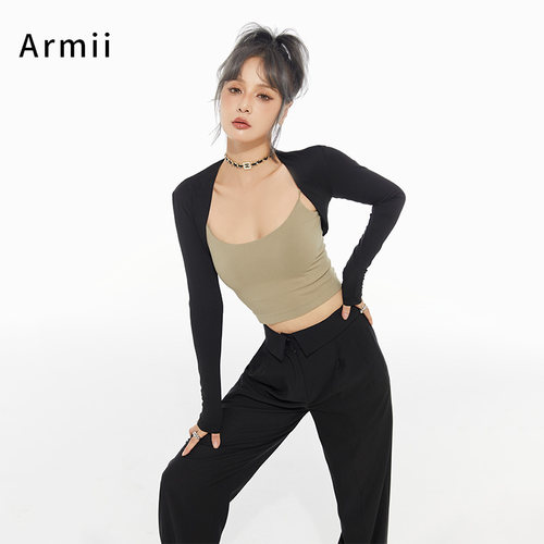 ARMII搭配神器黑色披肩