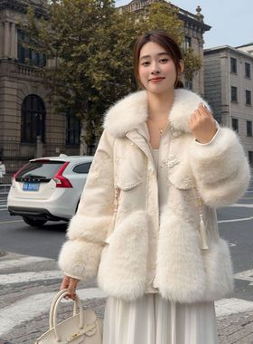 海宁2025年新款狐狸毛皮草女年轻款皮加厚皮毛一体外套绵羊皮皮衣