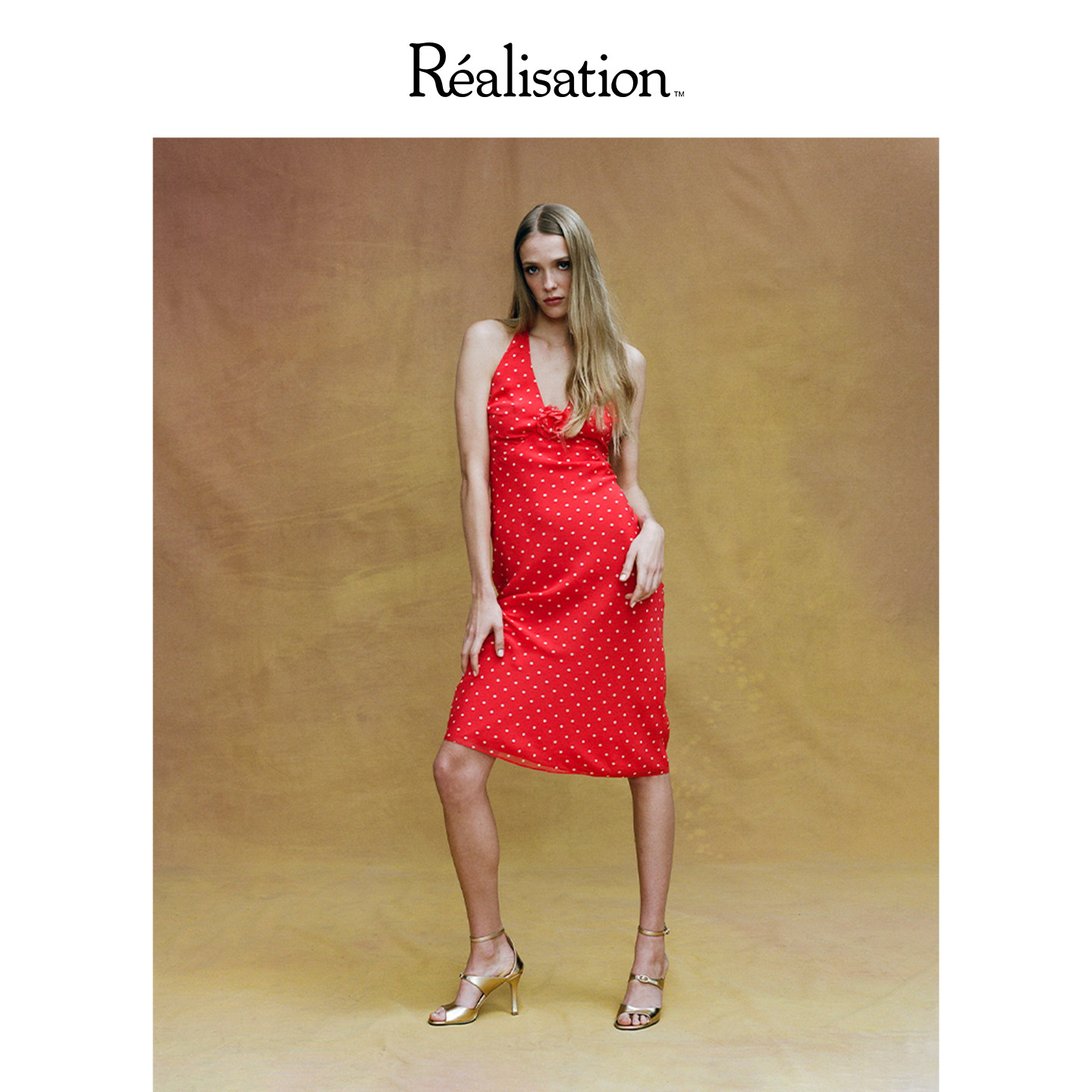 RealisationPar 连衣裙红色V领挂脖露背真丝斜裁中长裙 The Sadie