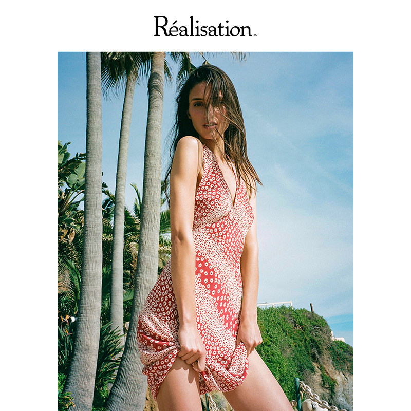 RealisationPar 连衣裙红色碎花真丝斜裁挂脖露背中长裙The Sadie