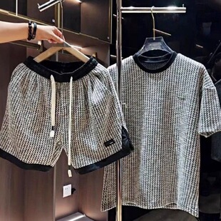 夏季黑白磷条纹印花短袖短裤套装男士潮牌轻奢时尚小绣标两件套