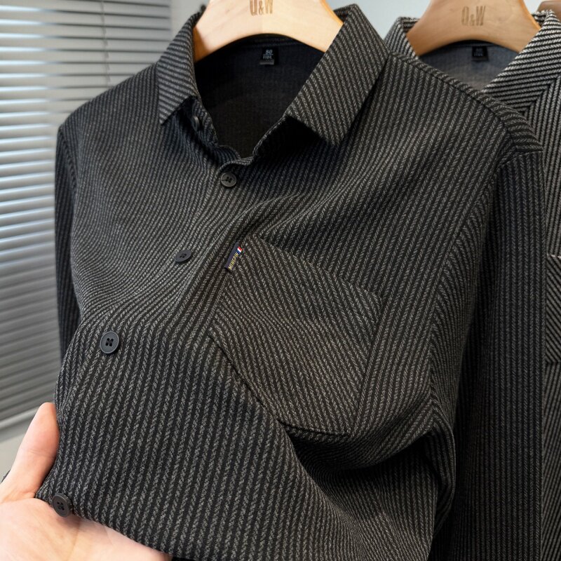 秋季新款时尚个性竖条纹长袖衬衫男士商务小众设计感翻领纽扣衬衣