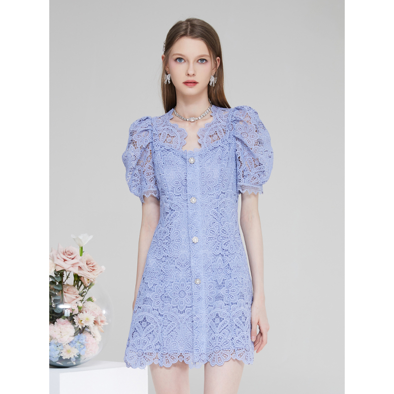 JOJOWLFSLL品牌女装2026春季新款法式轻熟收腰泡泡袖蕾丝连衣裙子