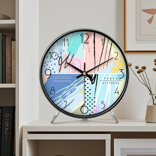 办公室轻奢创意时钟摆件桌面高级感个性座钟现代摆放式色彩时钟表
