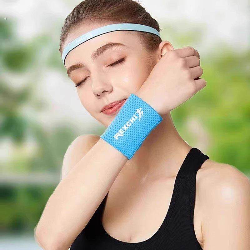 运动擦汗护腕降温冷感冰感毛巾腕带吸汗跑步手腕巾冰丝男女夏薄款,运动/瑜伽/健身/球迷用品,运动护腕,淘宝优惠券,粉丝福利购,淘宝优惠卷