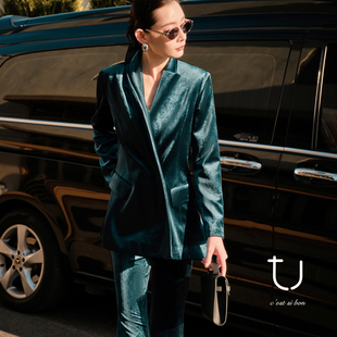 新款 外套2025年冬季 复古光泽感西服 醋酸丝绒收腰西装 TU女装