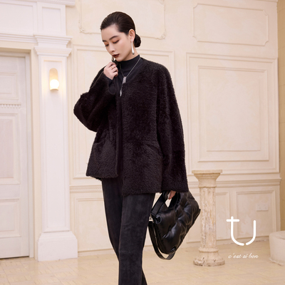 TU女装拉贡羊皮毛一体短皮草