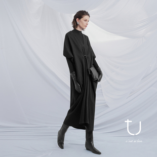 裙子 慵懒风显瘦中长款 TU女装 V领褶皱设计感羊毛连衣裙2025新款