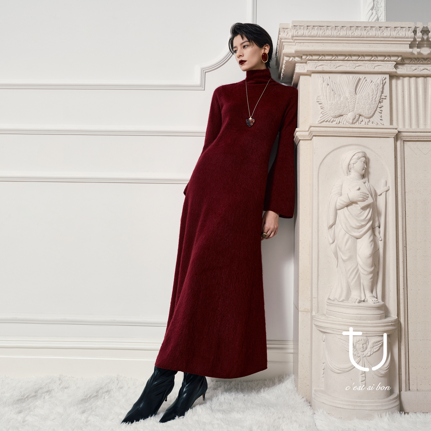 TU女装牦牛绒拉绒针织连衣裙