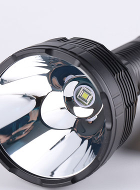 Convoy L8 SBT90.2 26800 26980 超亮远射手电筒