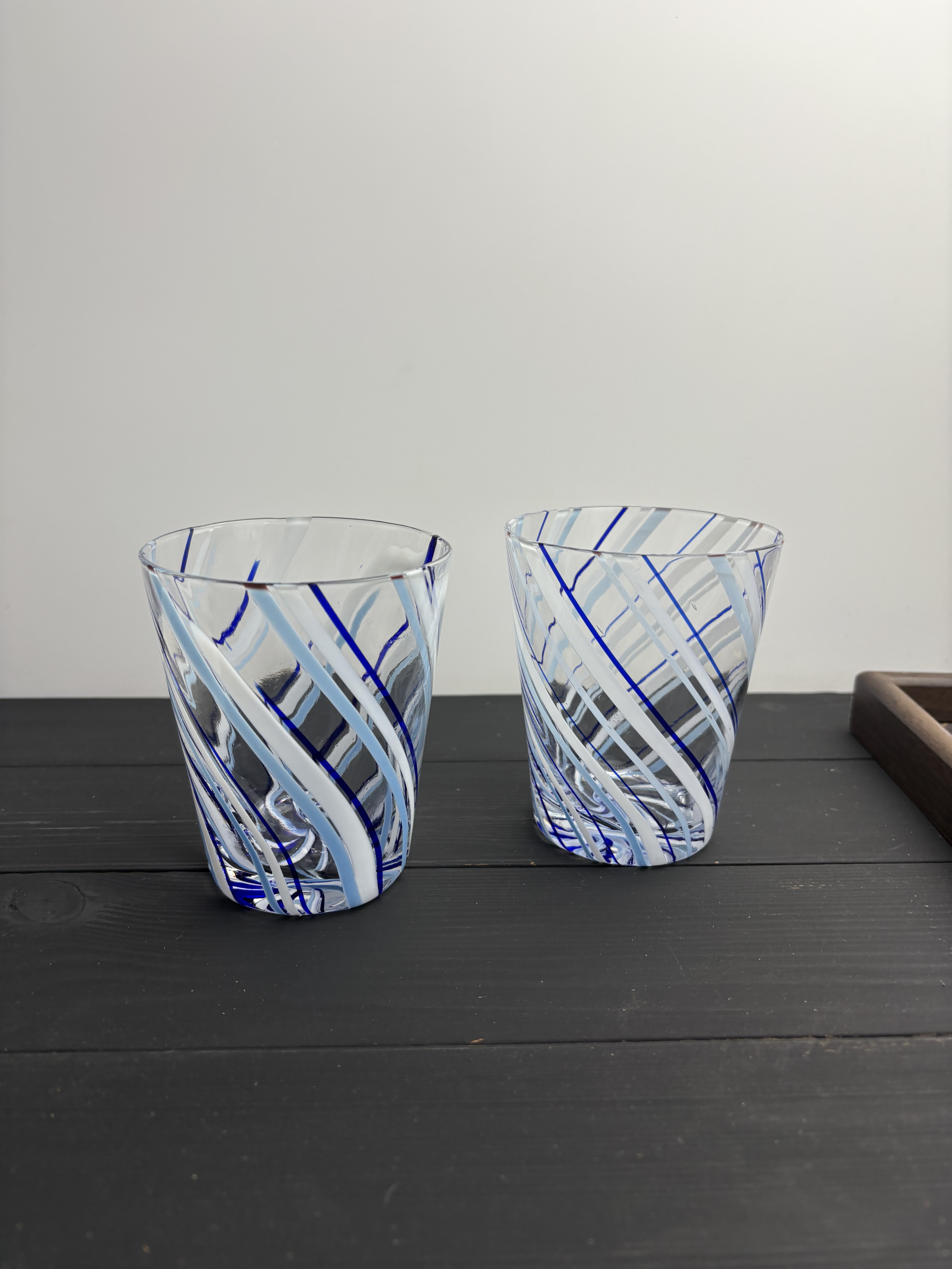 两只装中古vintage手工吹制彩色条纹玻璃杯冷饮杯果汁杯