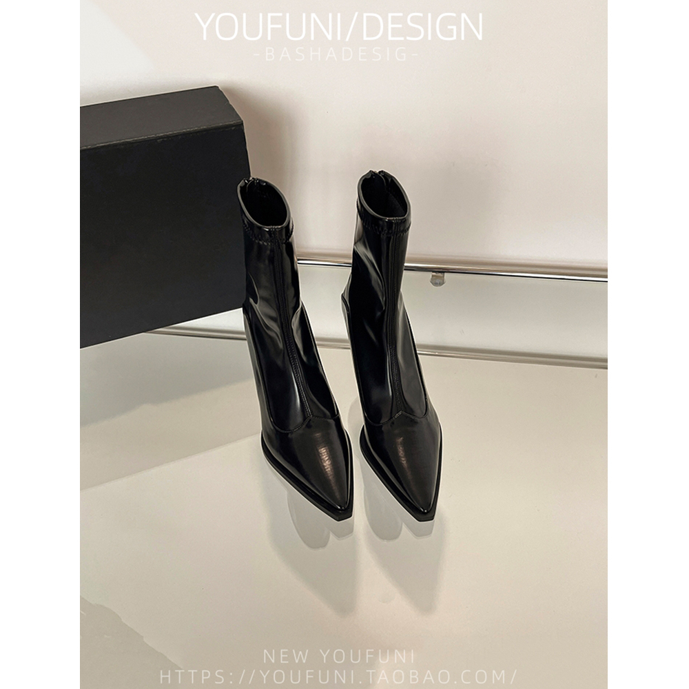 黑色尖头高跟短靴女2025秋冬新款法式细跟弹力瘦瘦靴气质小踝靴子