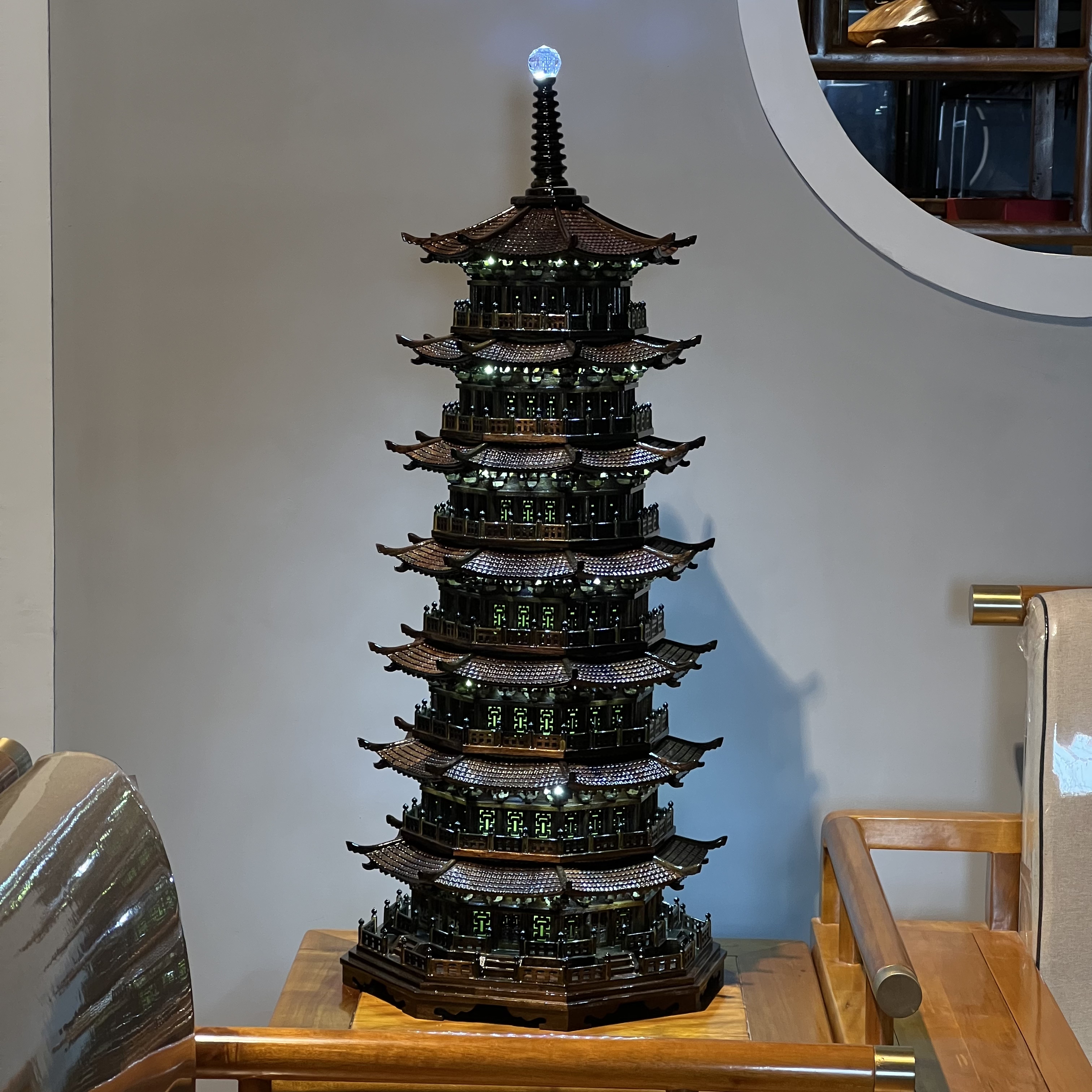 金丝楠木阴沉木八角玲珑灯塔摆件四川小叶桢楠乌木实木桌面摆件