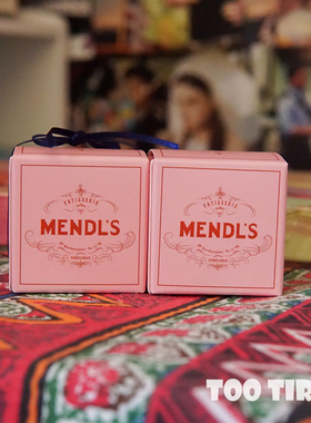 布达佩斯大饭店小盒子 要和徽章一起拍！