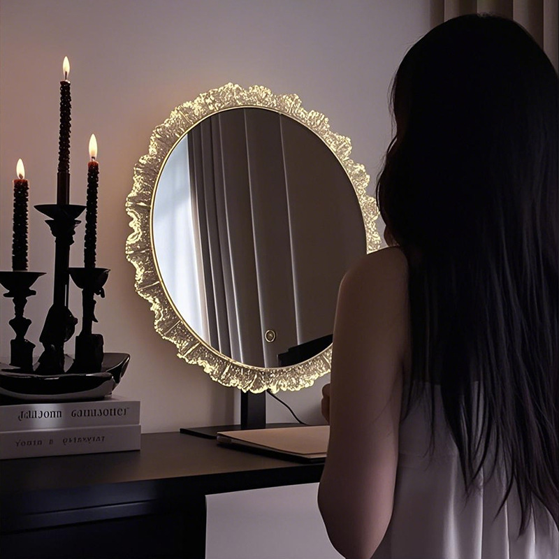 2025新款带灯美妆化妆镜