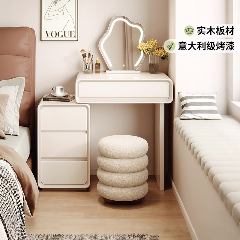 实木梳妆台简约小户型化妆桌