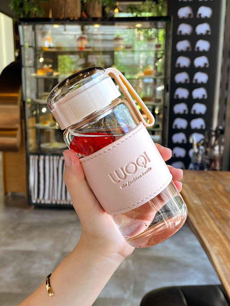 学生玻璃水杯办公室女孩网红可爱的高颜值便携式茶杯，有盖子的饮
